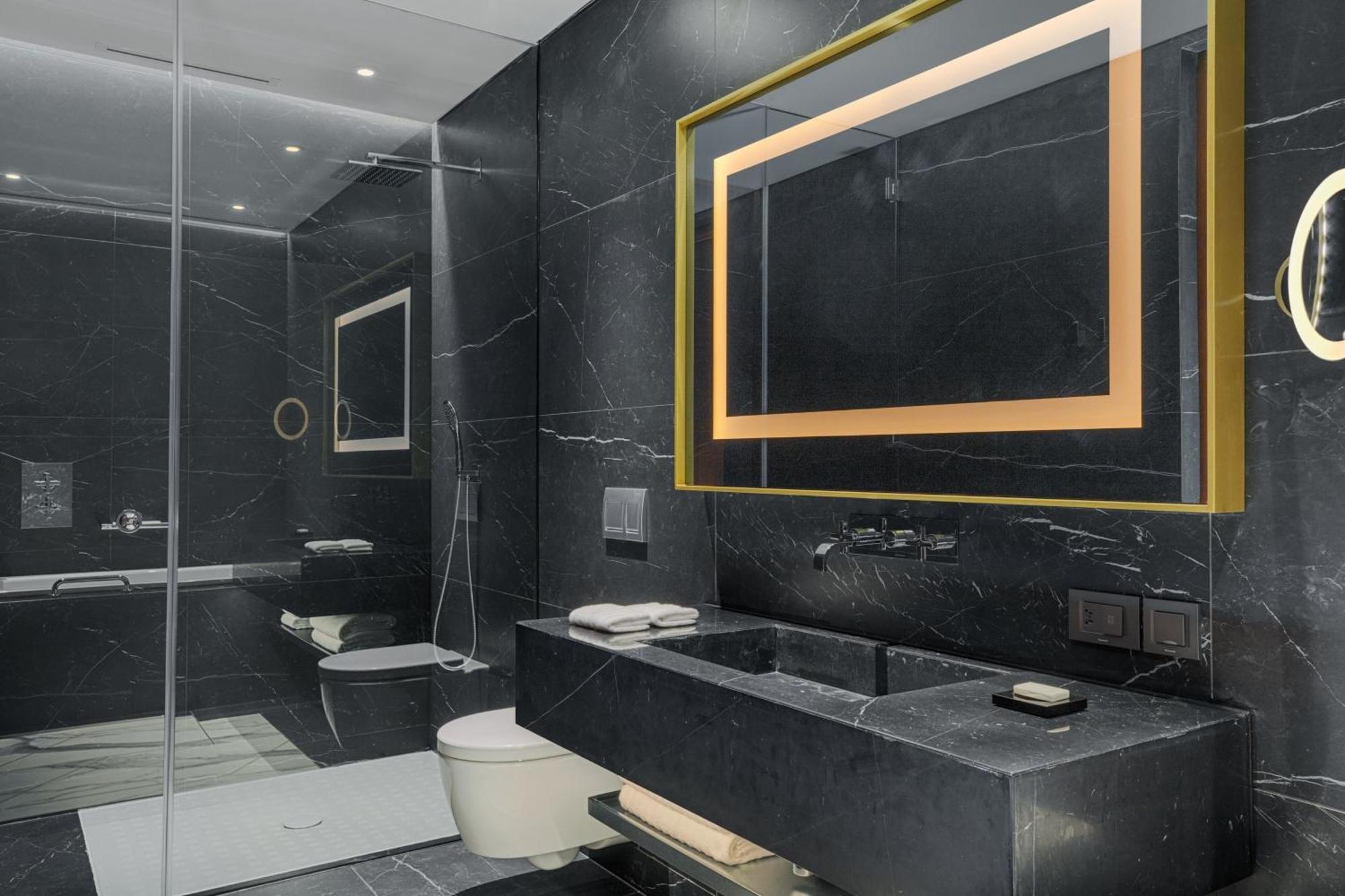 Le Meridien Batumi Luaran gambar